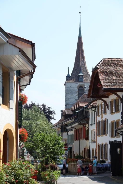 The Old Town Flat Apartamento Murten Quarto foto